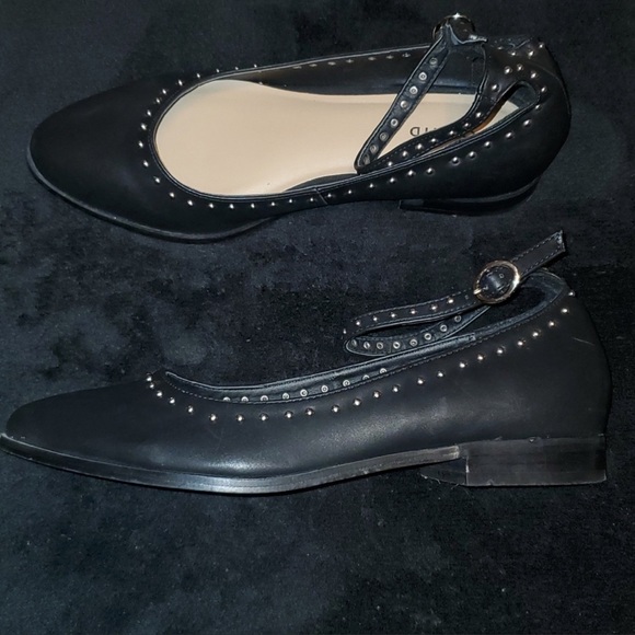 Super Cute Torrid Silver Studded Ankle Strap Flats sz 10 - Picture 9 of 9